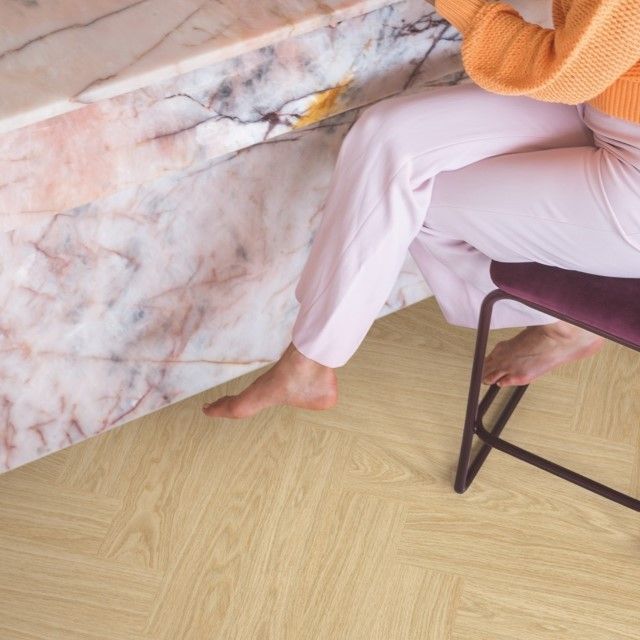 Parchet LVT Quick Step Herringbone Ciro AVHBU40359, mp/cutie 0.79 Parchet LVT Quick Step Herringbone Ciro AVHBU40359, mp/cutie 0.79